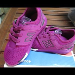 NIB-New Balance Sneakers